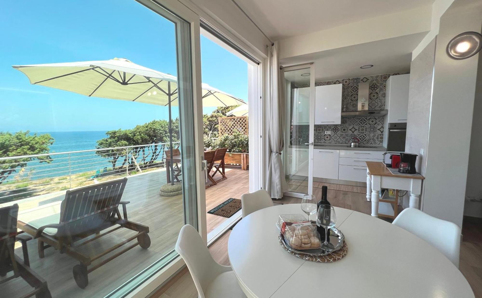 Alba Stupendo Appartamento In Villa Fronte Mare - Golfo Dell'Asinara - Internet Free Valledoria  Exterior foto